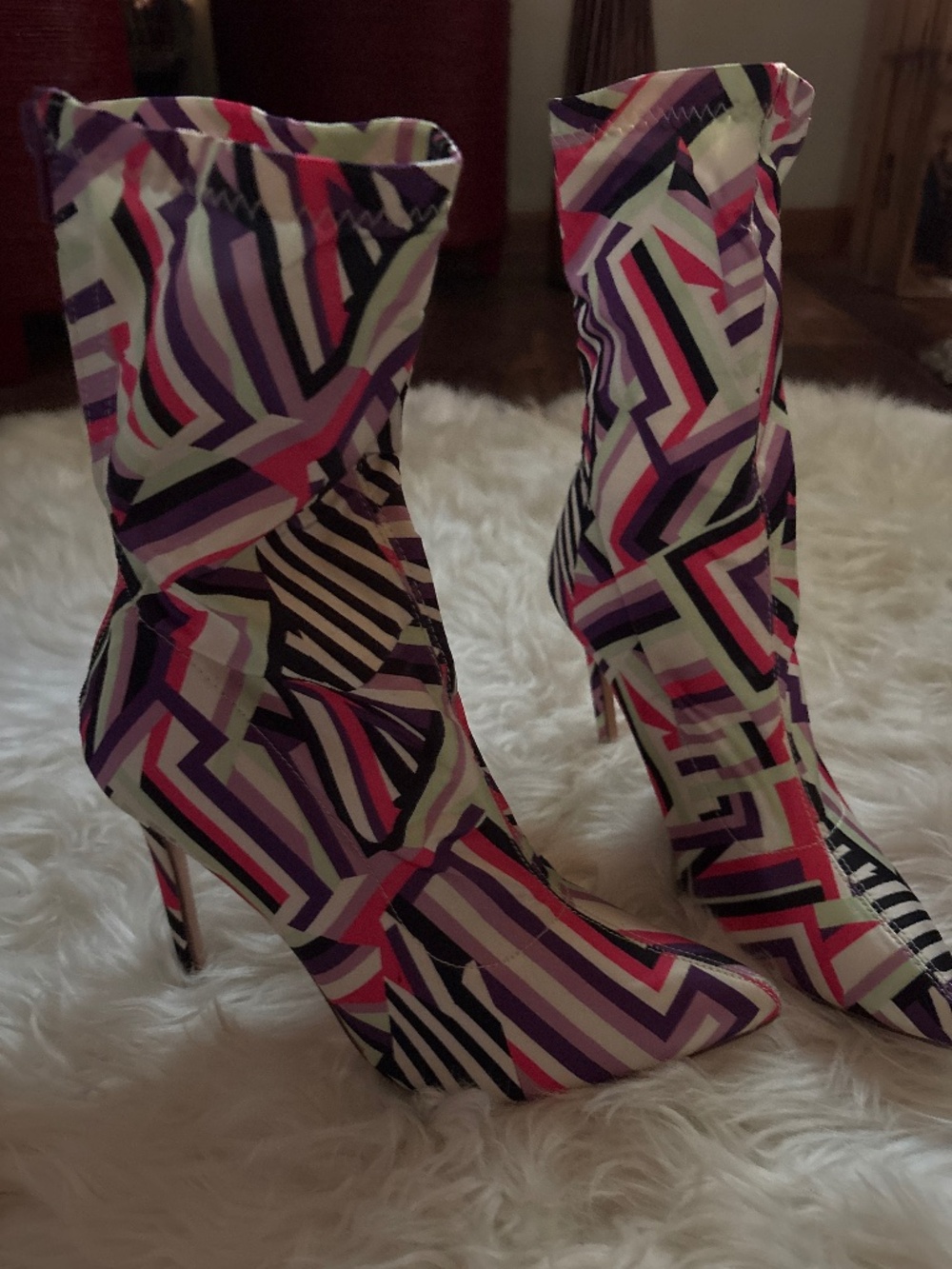 Stiletto abstract boots
